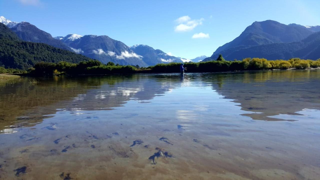 Cabanas Nutrias Patagonicas Puelo River Zewnętrze zdjęcie