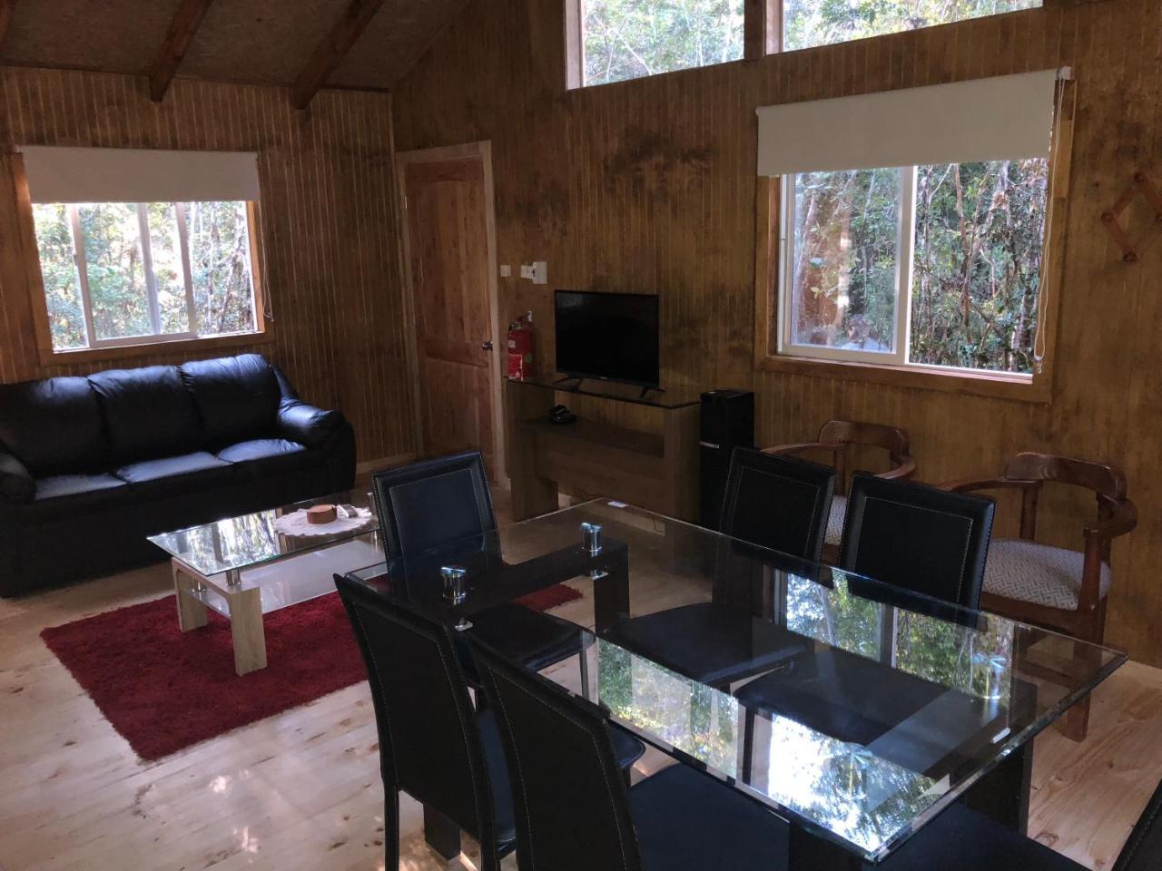 Cabanas Nutrias Patagonicas Puelo River Zewnętrze zdjęcie